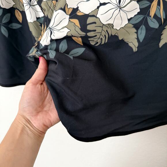 [Old Navy] Black Floral Print Built-In Flex Board Shorts Swim Trunks NWT Size 38 - Picture 7 of 11